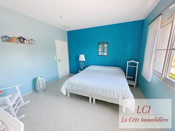 Maison 5 pièce(s) 4 chambre(s) 182 m²