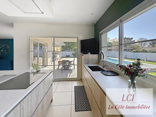 Maison 5 pièce(s) 4 chambre(s) 182 m²