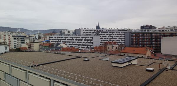 Appartement lumineux, vue dégagée quartier Régensburg