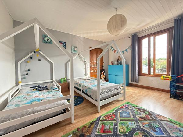 86200 LOUDUN Maison Loudun 4 pièce(s) 136 m2