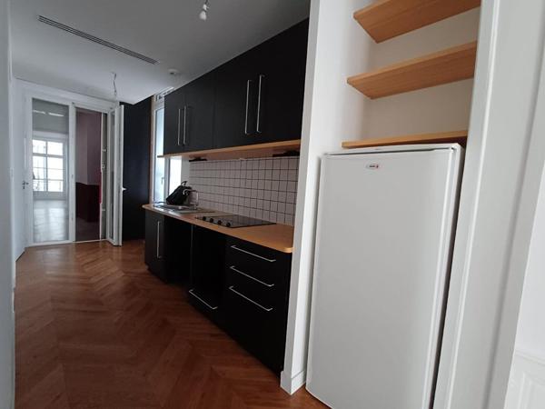 Appartement rénové Nantes - 2 pièce(s) - 51.0 m2