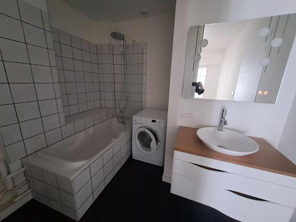 Appartement rénové Nantes - 2 pièce(s) - 51.0 m2