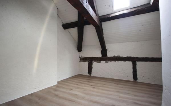Appartement à louer    4 pièces •  Oloron-Sainte-Marie