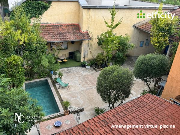 Maison
         6 pièces
        - 184 m² Bien prestige 790 000 € *