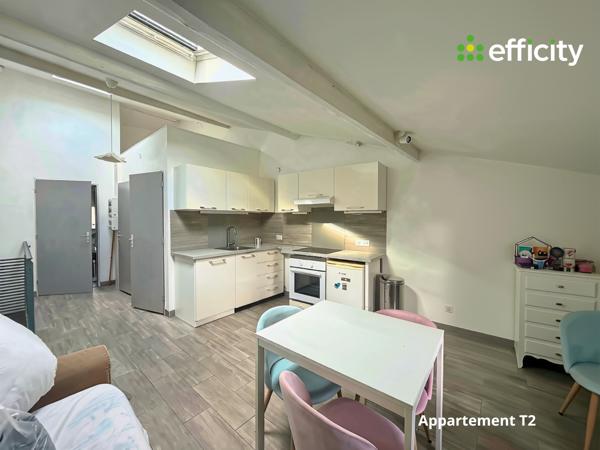 Maison
         6 pièces
        - 184 m² Bien prestige 790 000 € *