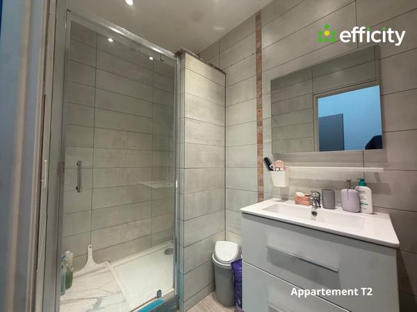 Maison
         6 pièces
        - 184 m² Bien prestige 790 000 € *