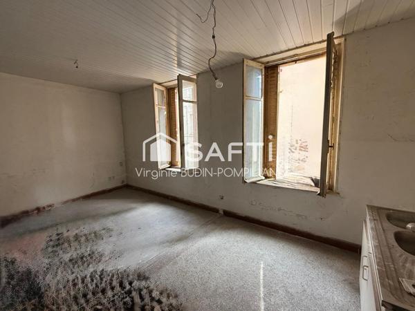 Maison à rénover proche Frontières et Gare de Longwy. Idéal investisseur ou primo-accédant !