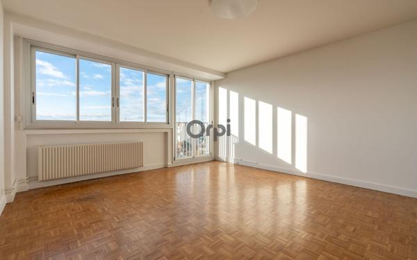 Appartement à vendre    4 pièces • 97 m2 Saint-Maur-des-Fossés