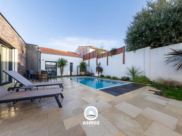 Maison de standing type 5 à 10 minutes à pied de la gare de La Rochelle !