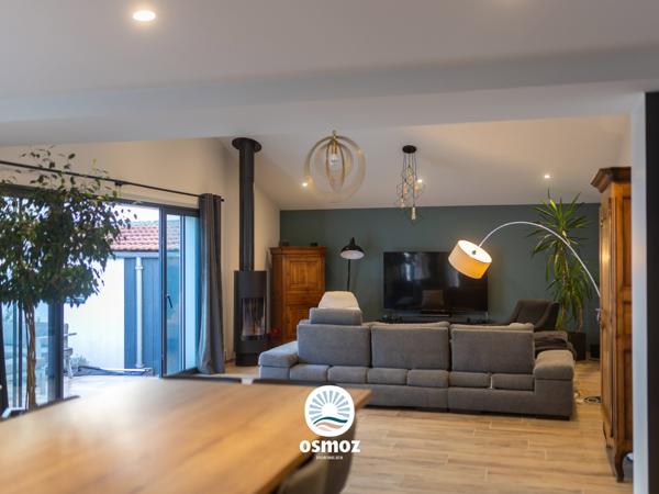 Maison de standing type 5 à 10 minutes à pied de la gare de La Rochelle !