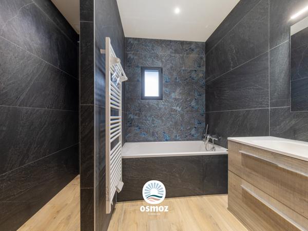 Maison de standing type 5 à 10 minutes à pied de la gare de La Rochelle !