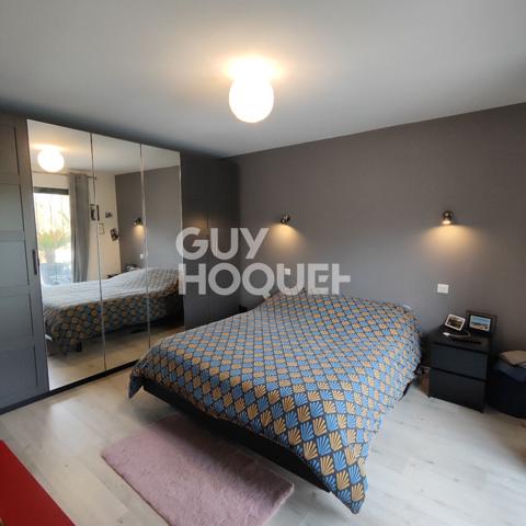 Contemporaine de 116m2, 3 chambres, piscine et garage