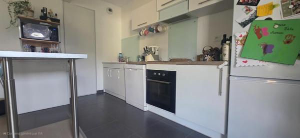 Appartement type 3 avec terrasse et parking