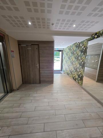 Appartement type 3 avec terrasse et parking