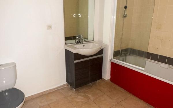 Appartement à vendre    2 pièces •  Saint-Denis