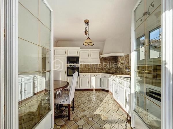 Maison traditionnelle de 195 m²