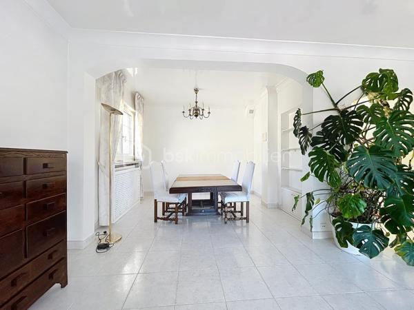 Maison traditionnelle de 195 m²