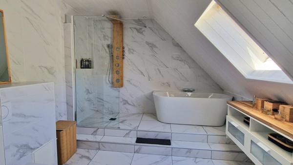 Maison 8 pièces - 150 m² Exclusivité efficity