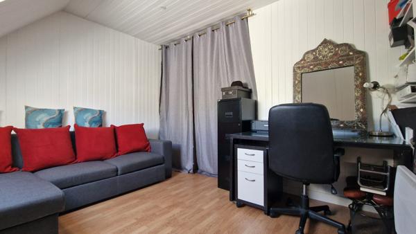 Maison 8 pièces - 150 m² Exclusivité efficity