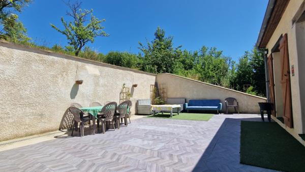 Maison 8 pièces - 150 m² Exclusivité efficity