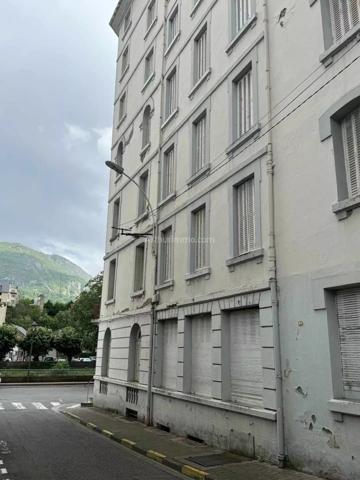 Vente Immeuble 80 pièces 1890 m2 à Lourdes