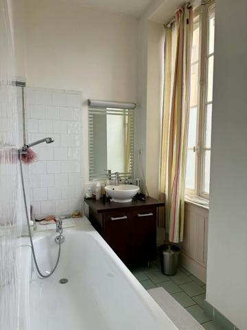HAUSSMANIEN SPÉCIAL INVESTISSEUR – APPARTEMENT VENDU LOUÉ