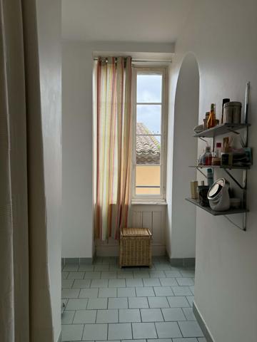 HAUSSMANIEN SPÉCIAL INVESTISSEUR – APPARTEMENT VENDU LOUÉ