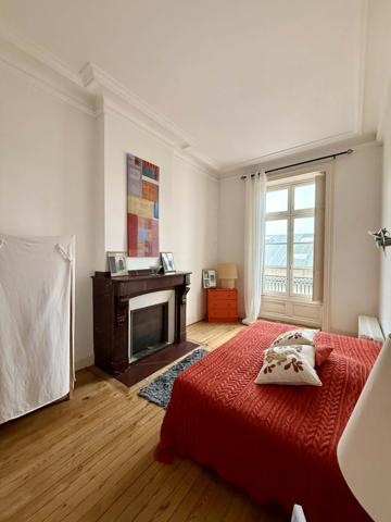 HAUSSMANIEN SPÉCIAL INVESTISSEUR – APPARTEMENT VENDU LOUÉ