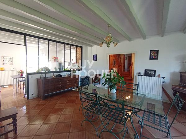 Maison Marmande 8 pièce(s) 230 m2 proche centre commerciaux ....