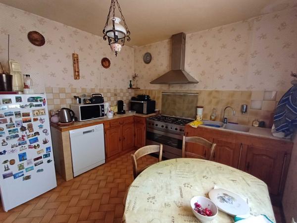 MAISON DE PLAIN PIED A LA CAMPAGNE AVEC GARAGE