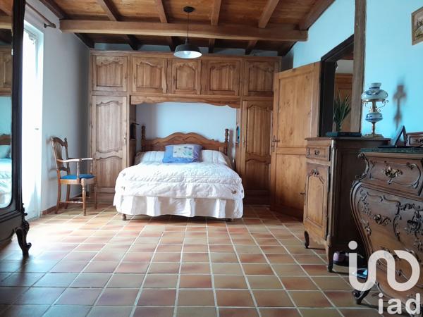 Maison à vendre 8 pièces 170 m² Saint-Michel-de-Double