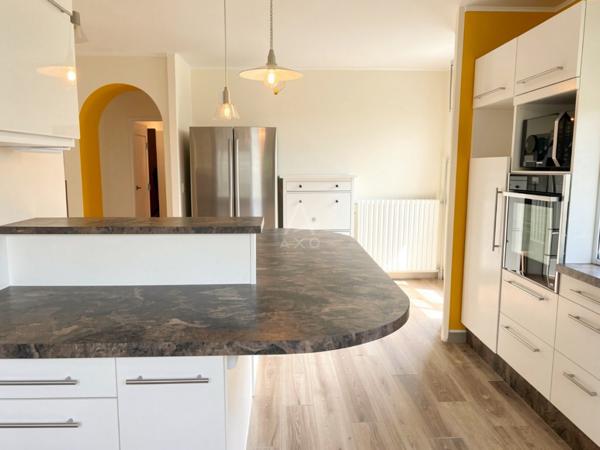 Maison sur sou-sol et veranda 5 chambres