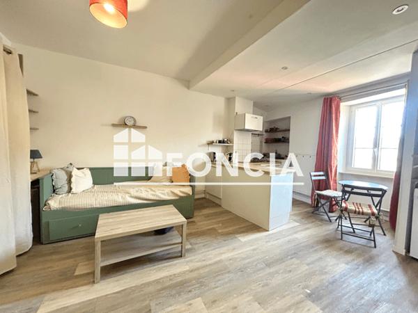 Location Studio meublé 35.69 m² - 30 RUE DU CORDOUAN La Rochelle 17000