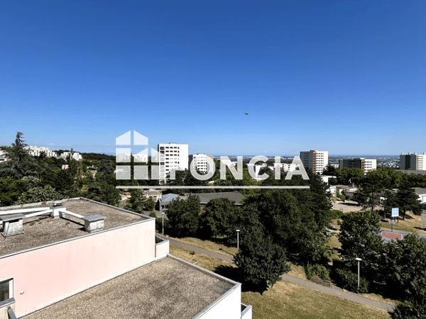 À vendre Studio 39.5 m² - Rillieux-la-pape 69140