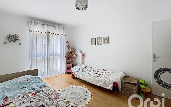 Appartement à vendre    3 pièces • 56,01 m2 Clamart