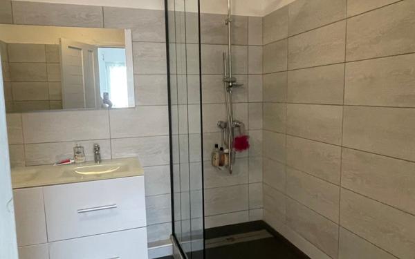 Appartement à louer    3 pièces •  Pointe-à-Pitre