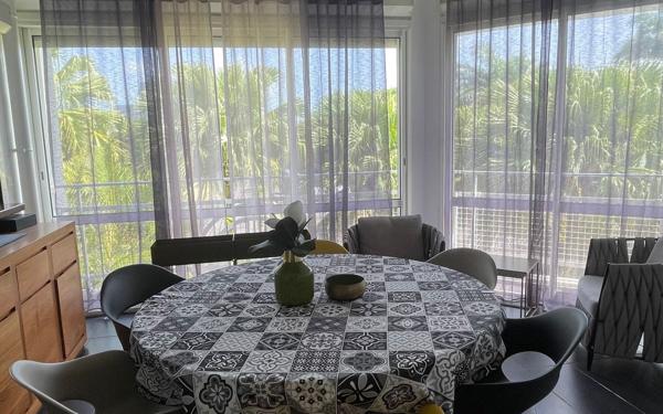 Appartement à louer    3 pièces •  Pointe-à-Pitre