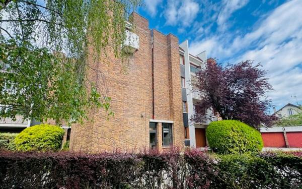 Appartement à vendre    2 pièces • 44,50 m2 Villemomble