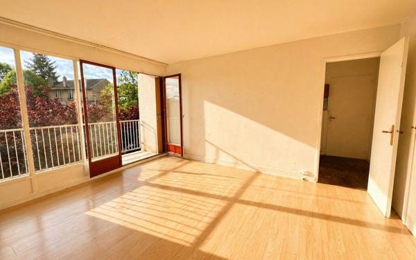 Appartement à vendre    2 pièces • 44,50 m2 Villemomble