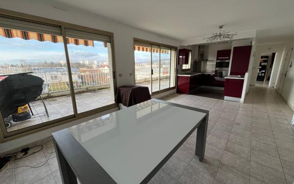 Appartement à vendre    5 pièces • 107,68 m2 Soisy-sous-Montmorency