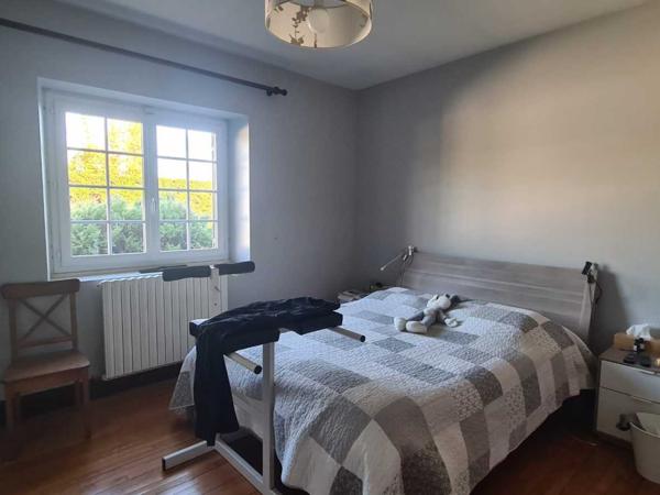 Maison ancienne - Vergt PROCHE DE PERIGUEUX- Maison en pierre avec garage et piscine