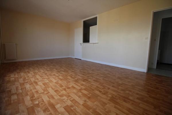 Location Appartement 2 pièces 50 m2 à Dourdan