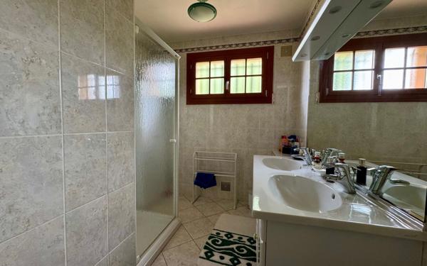 Maison à vendre    6 pièces • 107 m2 La Chapelle-Saint-Aubin