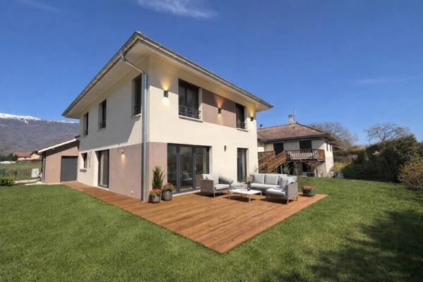 Maison à vendre 6 pièces SAINT GENIS POUILLY (01)