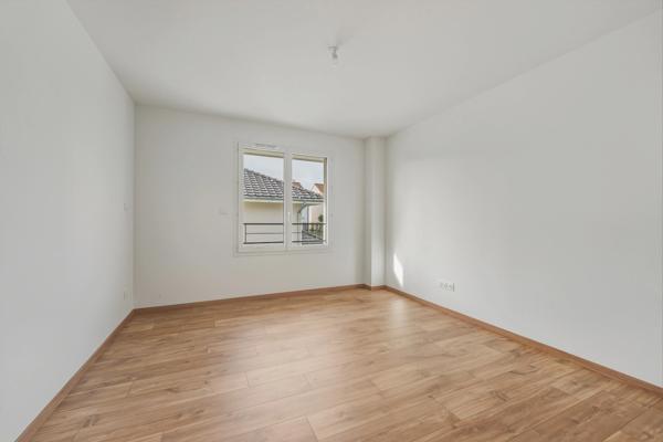 Maison à vendre 6 pièces SAINT GENIS POUILLY (01)
