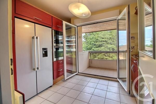 Appartement F4 à vendre  4 pièces - 107,55 m2 EVIAN LES BAINS - 74