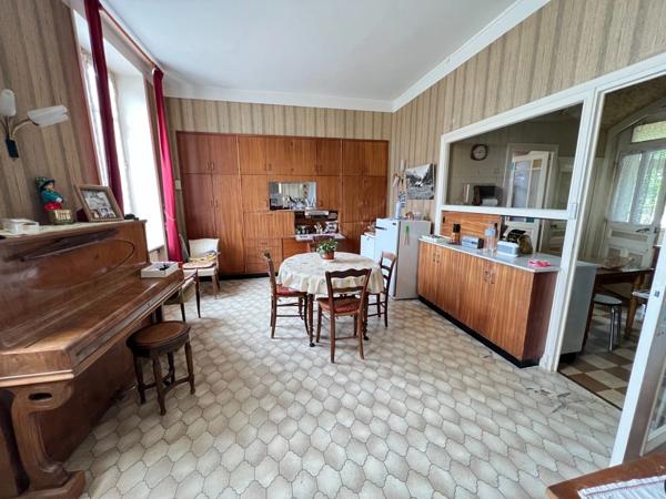 Maison à vendre 8 pièces CHAUFFAILLES (71)