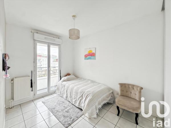 Appartement à vendre 4 pièces 70,11 m² Antony