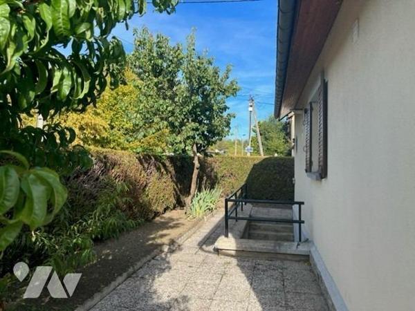 EVREUX QUARTIER NAVARRE MAISON T5 110m² VENDUE LOUEE 800 € / mois