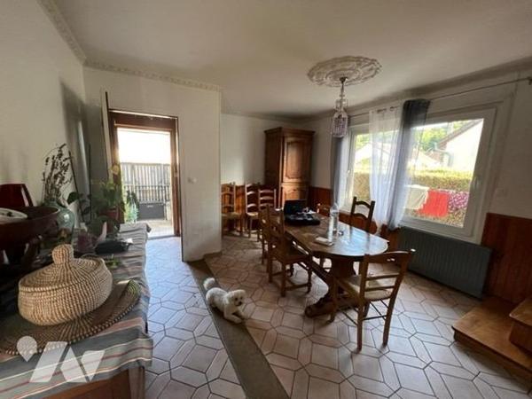 EVREUX QUARTIER NAVARRE MAISON T5 110m² VENDUE LOUEE 800 € / mois